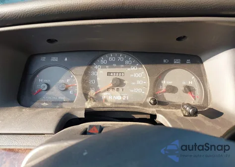 2005 Mercury Grand Marquis Ls/Lse z USA, uszkodzony, nr VIN 2MEFM75W45X625268